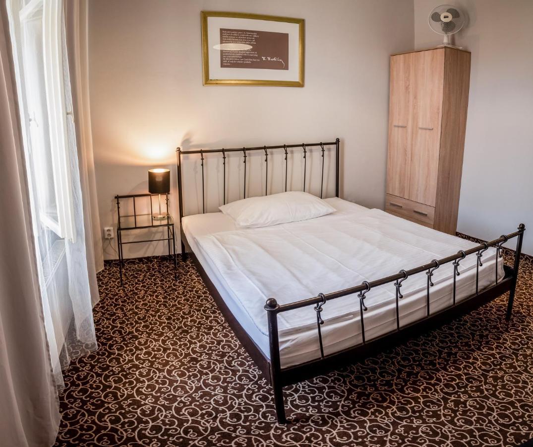Hotell Brixen Prag