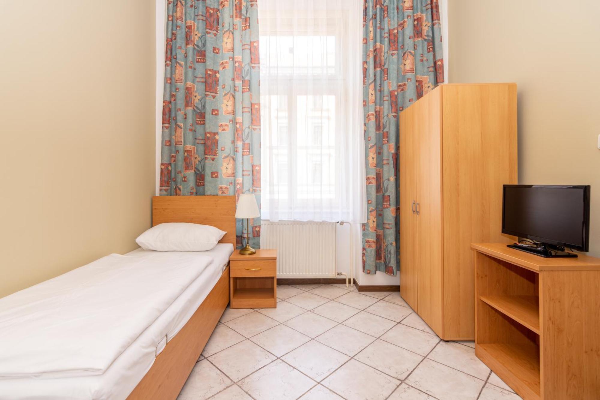 Brixen Hotell Prag